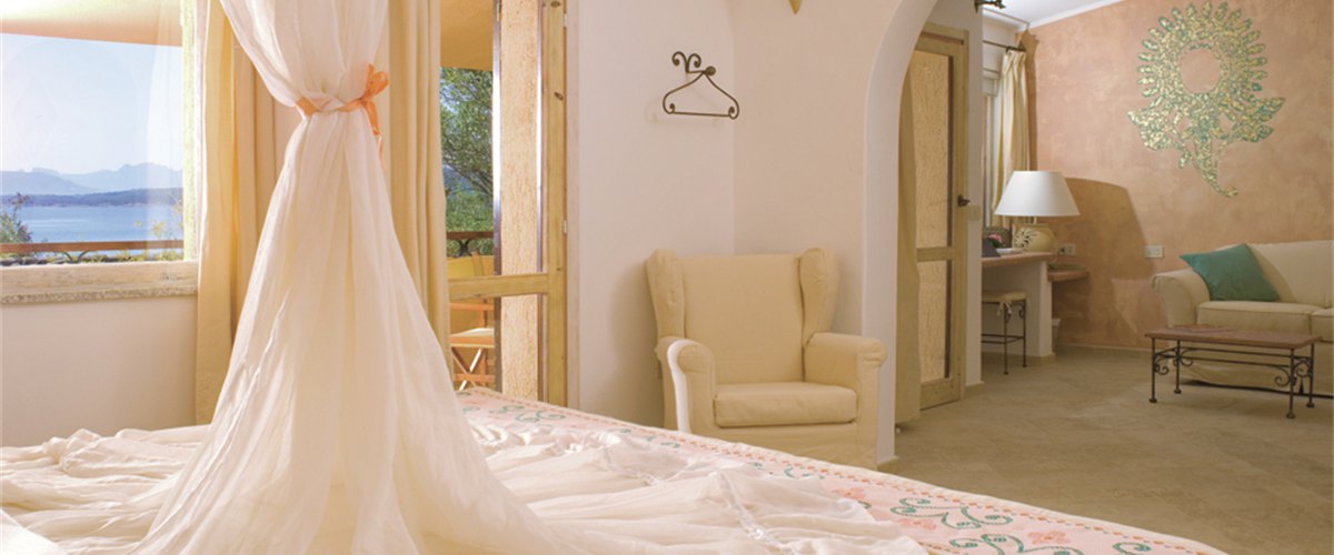 hotel-capodorso_sardegna_camera_JuniorSuite_2