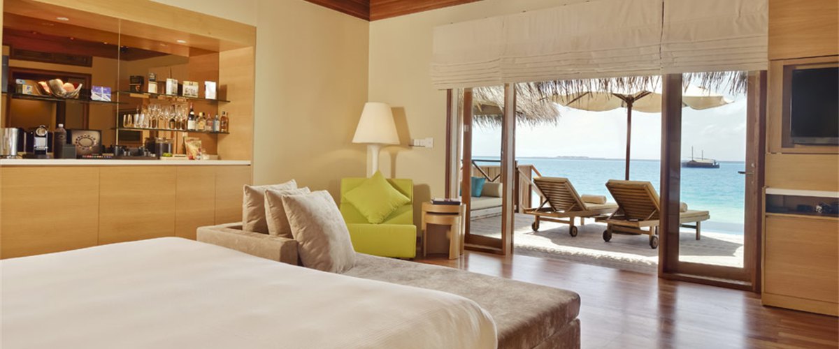 HuvafenFushi_Per_AQUUM_Lagoon_Bungalow