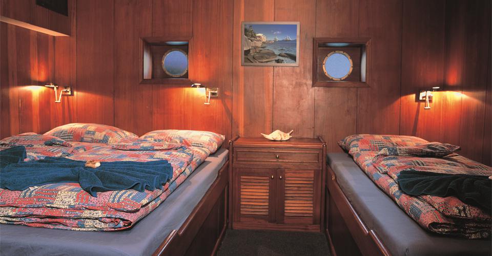 Sea Star-Sea Bird Triple Cabin